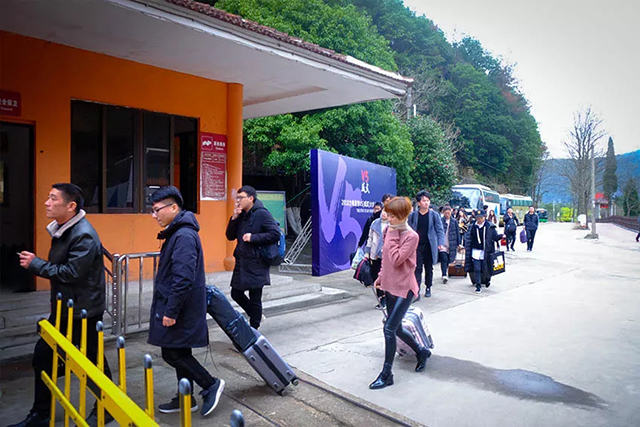 1.webp.jpg 1.webp.jpg